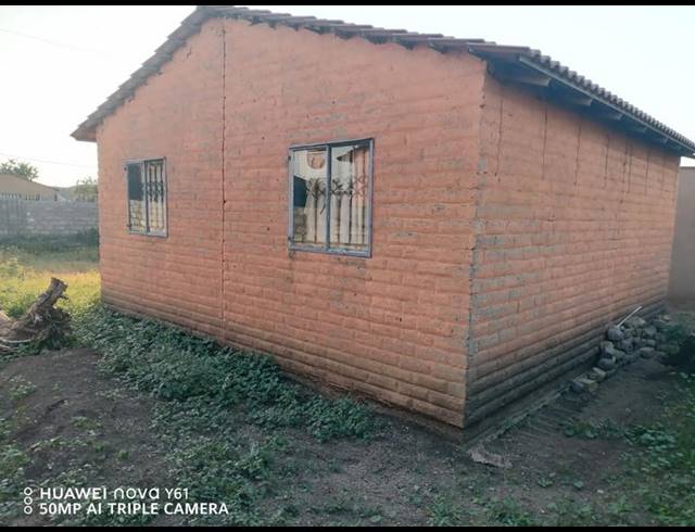 2 BEDROOM HOUSE FOR SALE IN SOSHANGUVE XX